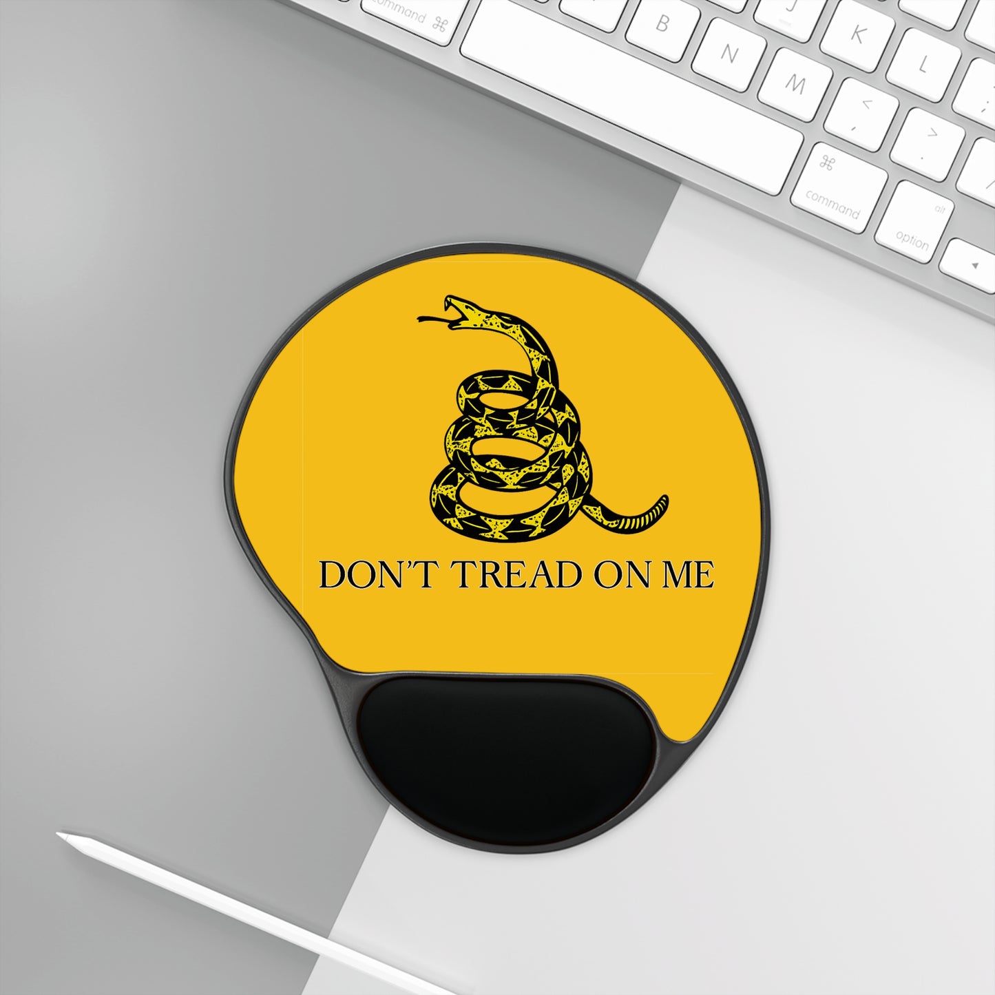 Don't Tread on Me Gadsden Flag Ergonomic Mouse Pad - Perfect Gift for Patriots